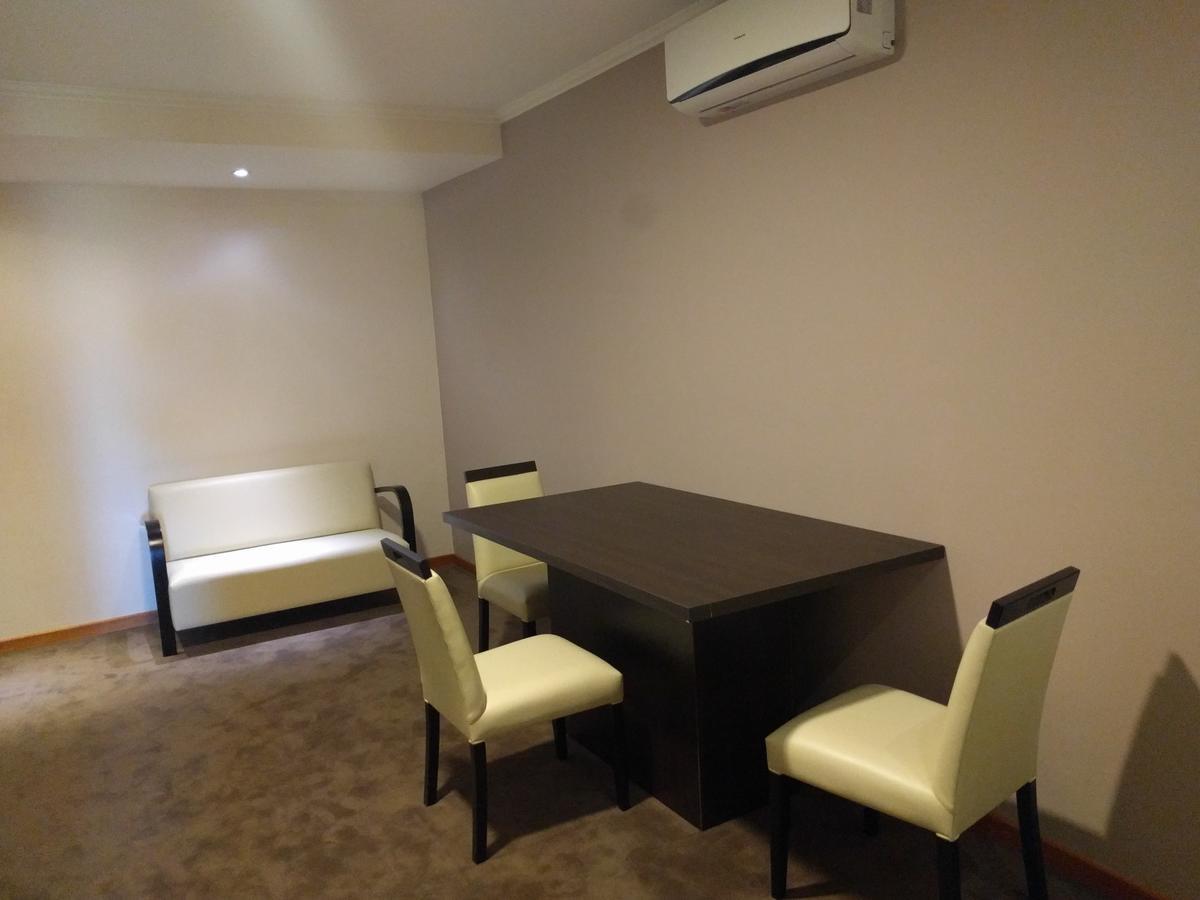 Готель Colon Center Екстер'єр фото